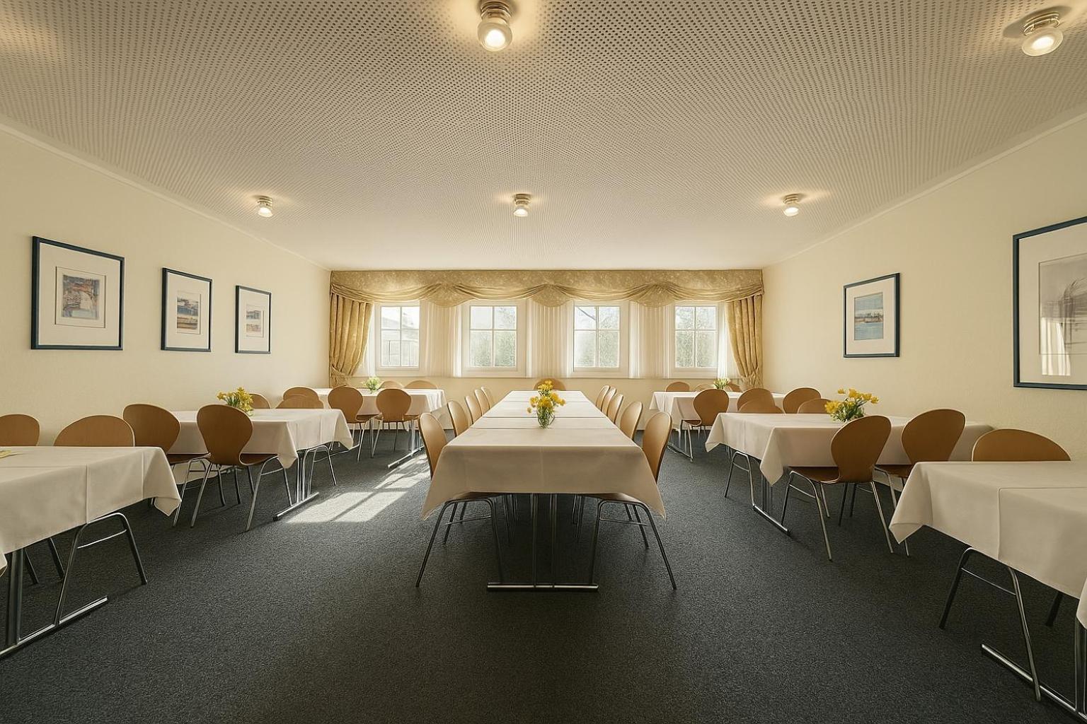 Hotel Am Laerchenberg I Fruehstueck, Wlan, Parkplatz Schirgiswalde-Kirschau Exterior foto